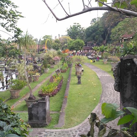 Dhangin Taman Karangasem Exteriör bild