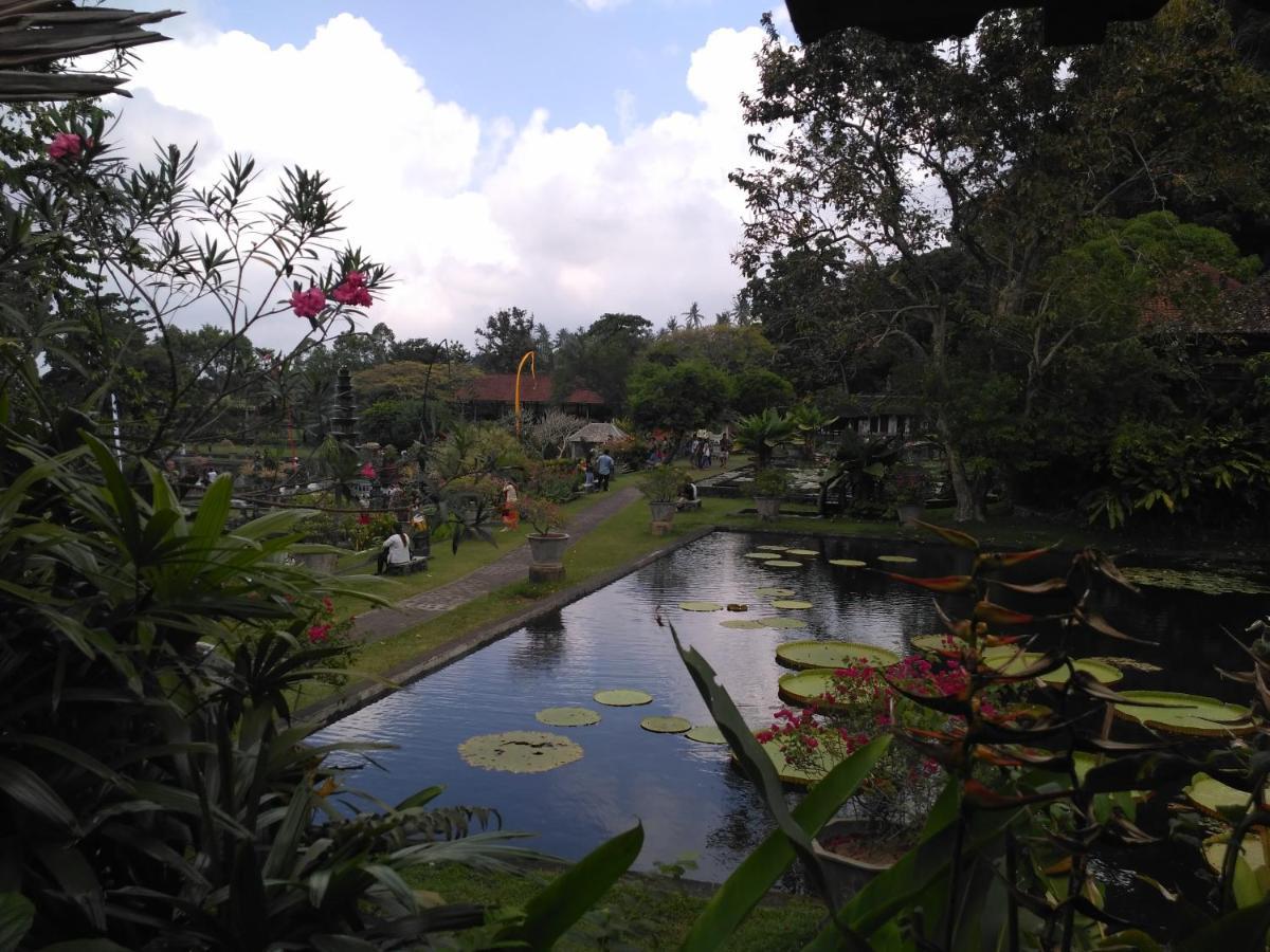 Dhangin Taman Karangasem Exteriör bild