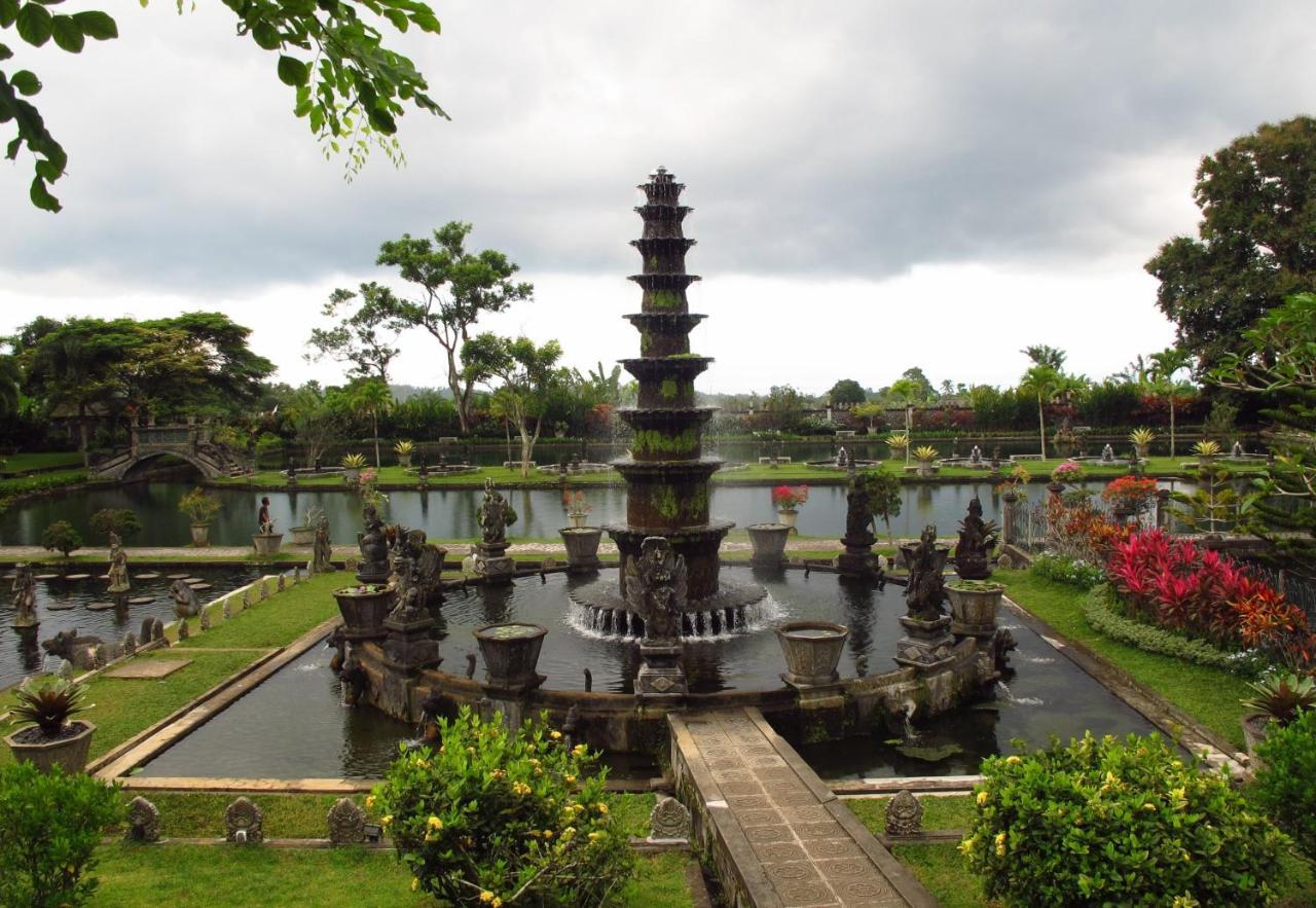 Dhangin Taman Karangasem Exteriör bild
