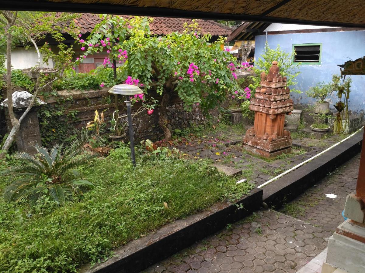 Dhangin Taman Karangasem Exteriör bild