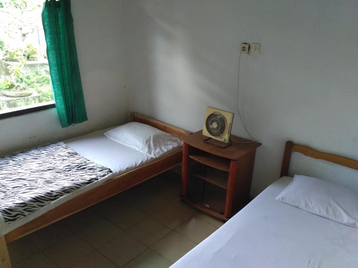Dhangin Taman Karangasem Exteriör bild