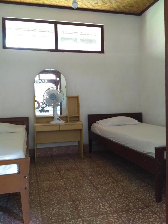 Dhangin Taman Karangasem Exteriör bild