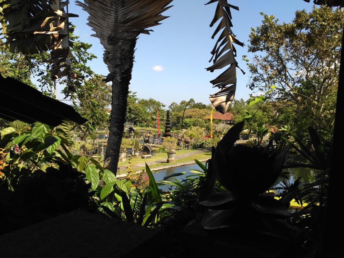 Dhangin Taman Karangasem Exteriör bild