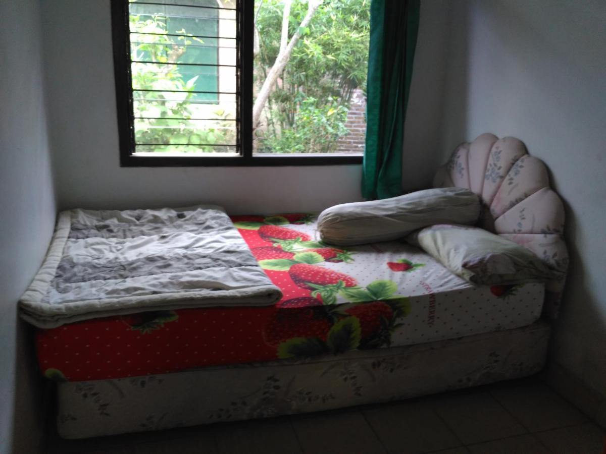 Dhangin Taman Karangasem Exteriör bild
