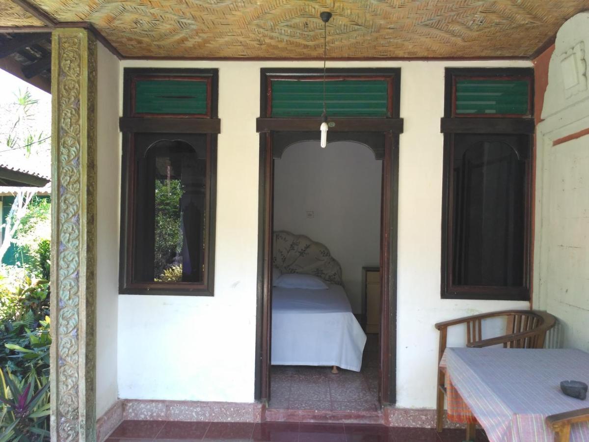 Dhangin Taman Karangasem Exteriör bild